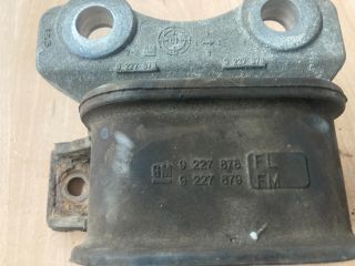 bontott OPEL CORSA C Motor Tartó Bak (Fém)