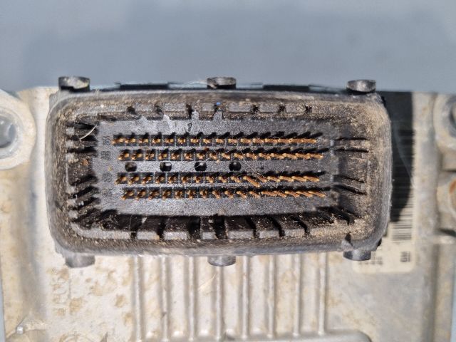 bontott OPEL CORSA C Motorvezérlő