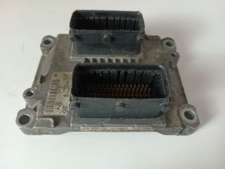 bontott OPEL CORSA C Motorvezérlő