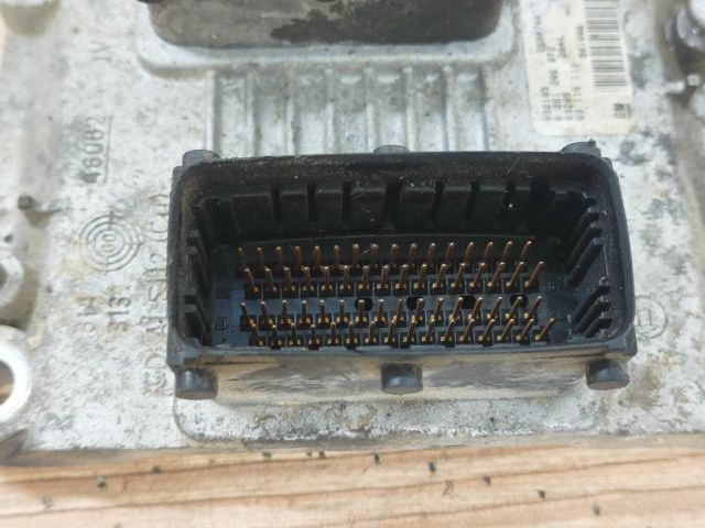 bontott OPEL CORSA C Motorvezérlő