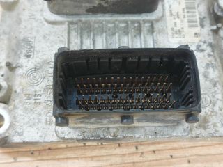 bontott OPEL CORSA C Motorvezérlő