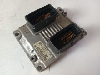 bontott OPEL CORSA C Motorvezérlő