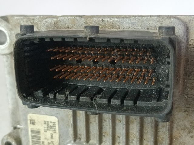 bontott OPEL CORSA C Motorvezérlő