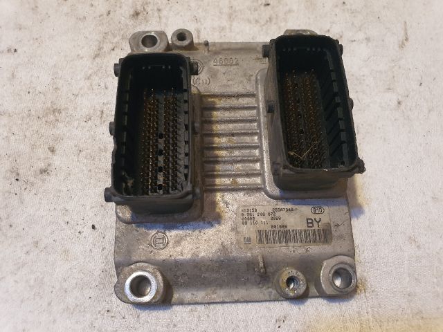 bontott OPEL CORSA C Motorvezérlő