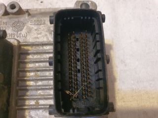 bontott OPEL CORSA C Motorvezérlő