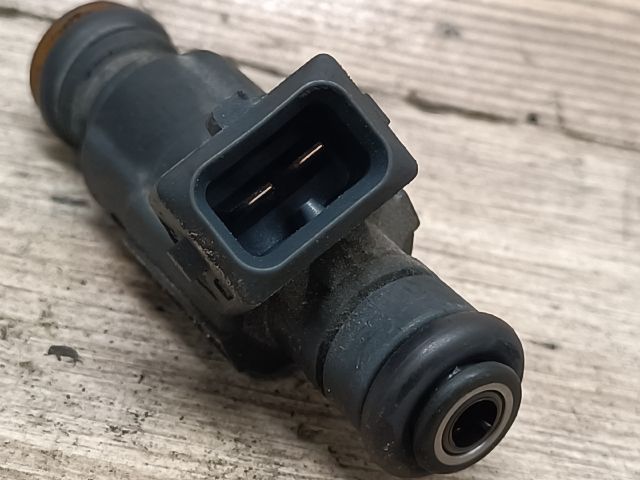 bontott OPEL CORSA C Porlasztó (1 db)