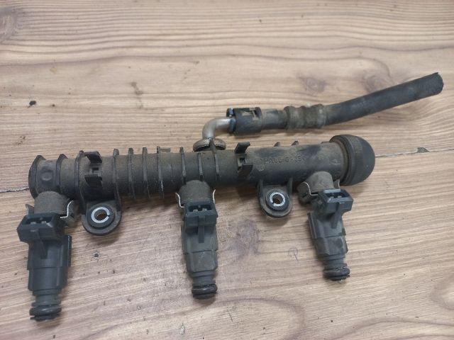 bontott OPEL CORSA C Porlasztó (1 db)