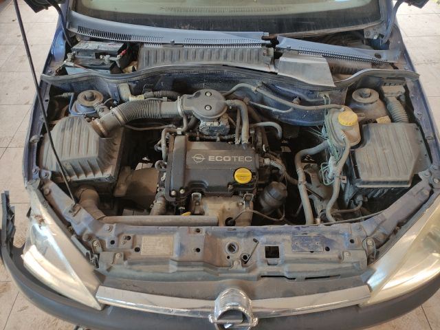 bontott OPEL CORSA C Porlasztó Sor / Híd