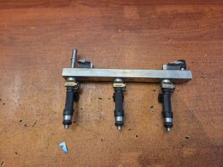 bontott OPEL CORSA C Porlasztó Sor / Híd