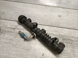 bontott OPEL CORSA C Porlasztó Sor / Híd