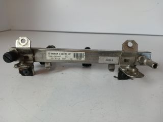 bontott OPEL CORSA C Porlasztó Sor / Híd