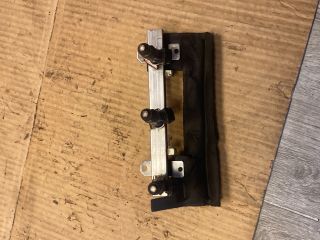 bontott OPEL CORSA C Porlasztó Sor / Híd