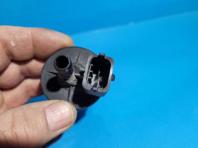 bontott OPEL CORSA C Tankszellőztető Szelep