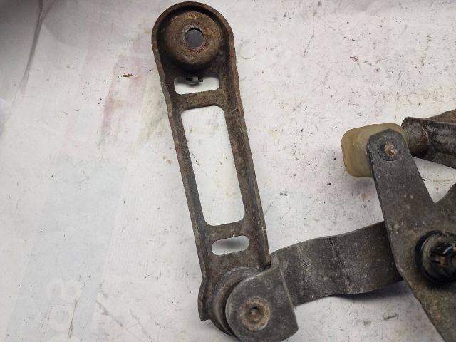 bontott OPEL CORSA C Váltó Kulissza