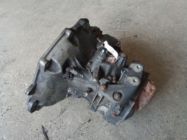 bontott OPEL CORSA C Váltó (Mechanikus)