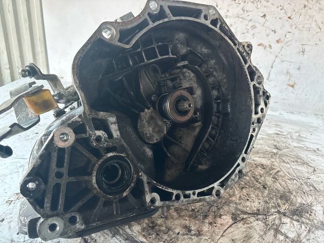 bontott OPEL CORSA C Váltó (Mechanikus)