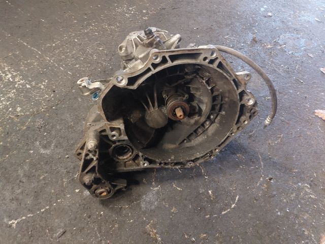 bontott OPEL CORSA C Váltó (Mechanikus)