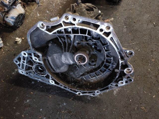 bontott OPEL CORSA C Váltó (Mechanikus)