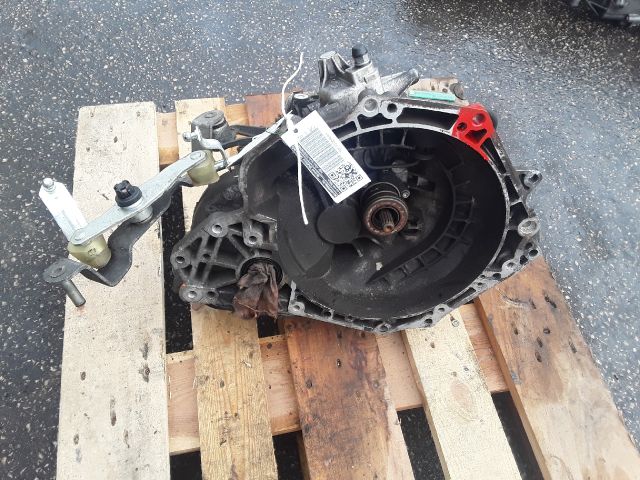 bontott OPEL CORSA C Váltó (Mechanikus)