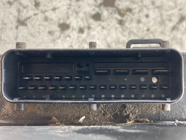 bontott OPEL CORSA C ABS Kocka