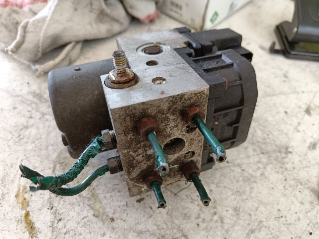 bontott OPEL CORSA C ABS Kocka