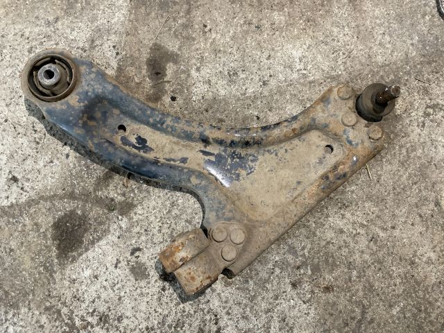 bontott OPEL CORSA C Bal első Lengőkar