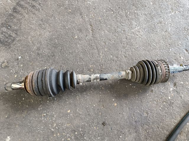 bontott OPEL CORSA C Bal Féltengely