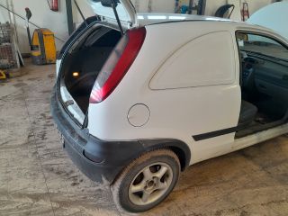 bontott OPEL CORSA C Biztosítéktábla Motortér