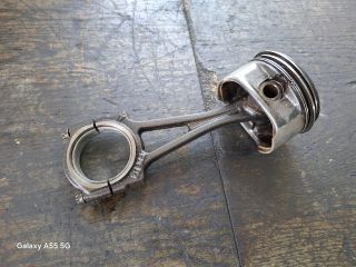 bontott OPEL CORSA C Dugattyú és Hajtókar