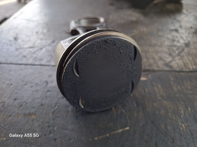 bontott OPEL CORSA C Dugattyú és Hajtókar