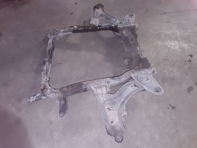 bontott OPEL CORSA C Első Bölcső