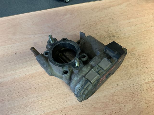 bontott OPEL CORSA C Fojtószelep (Elektromos)