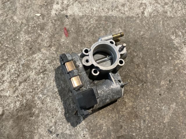 bontott OPEL CORSA C Fojtószelep (Mechanikus)