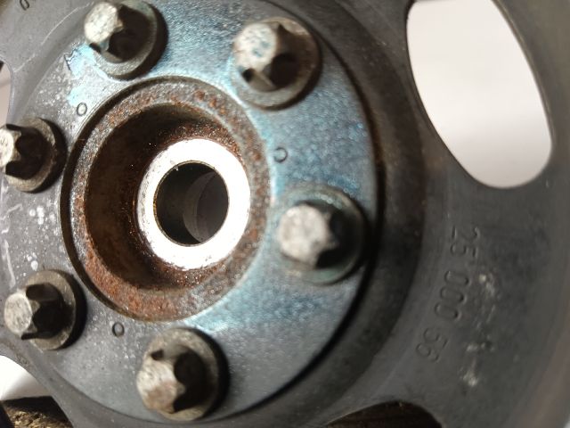 bontott OPEL CORSA C Főtengely Szíjtárcsa