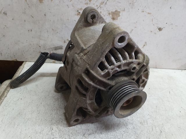 bontott OPEL CORSA C Generátor