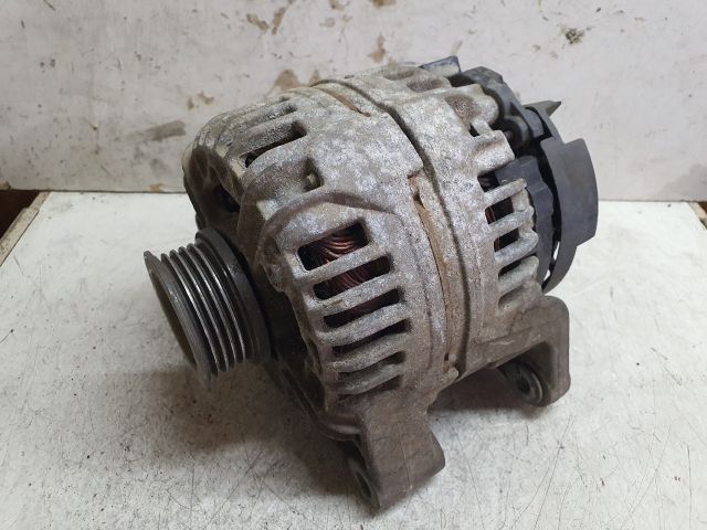 bontott OPEL CORSA C Generátor