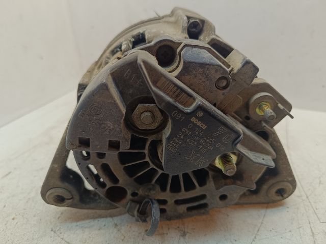 bontott OPEL CORSA C Generátor