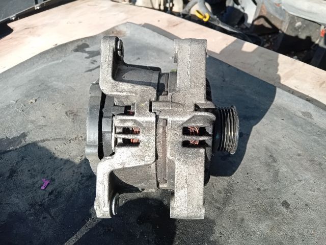 bontott OPEL CORSA C Generátor