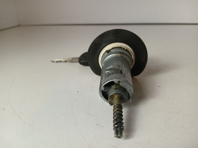 bontott OPEL CORSA C Gyújtáskapcsoló