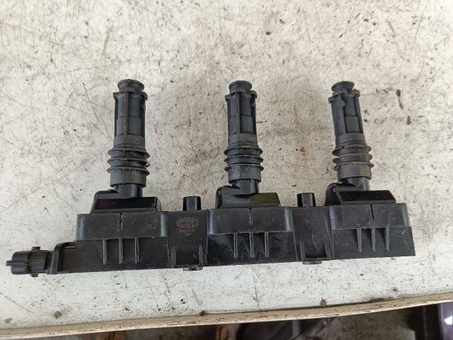 bontott OPEL CORSA C Gyújtótrafó Szett