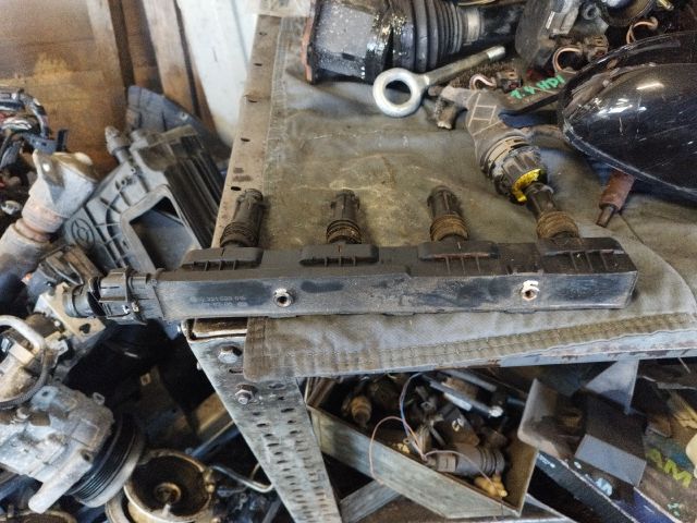 bontott OPEL CORSA C Gyújtótrafó