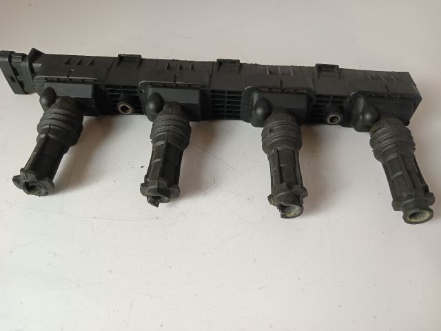 bontott OPEL CORSA C Gyújtótrafó