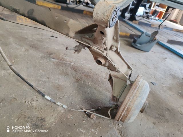 bontott OPEL CORSA C Hátsó Híd (Dobfékes)