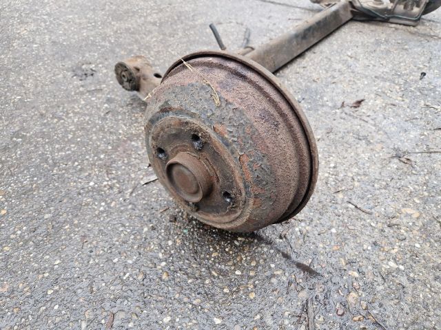 bontott OPEL CORSA C Hátsó Híd (Dobfékes)