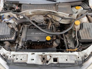 bontott OPEL CORSA C Homlokfal (Üres lemez)