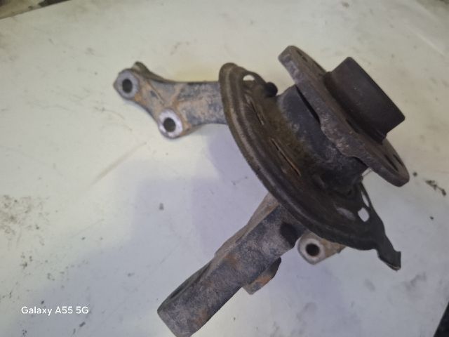 bontott OPEL CORSA C Jobb első Csonkállvány Kerékaggyal