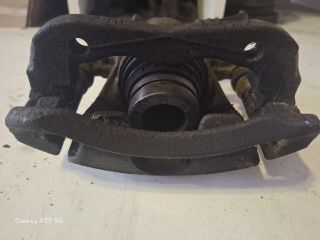 bontott OPEL CORSA C Jobb első Féknyereg Munkahengerrel