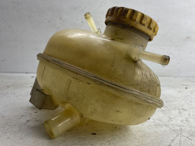 bontott OPEL CORSA C Kiegyenlítő Tartály