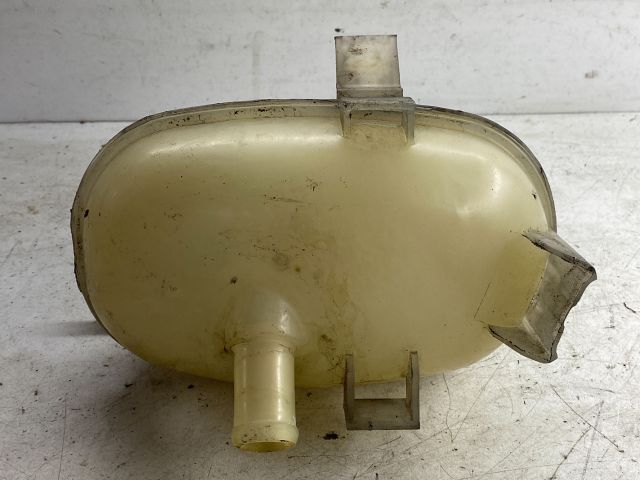 bontott OPEL CORSA C Kiegyenlítő Tartály