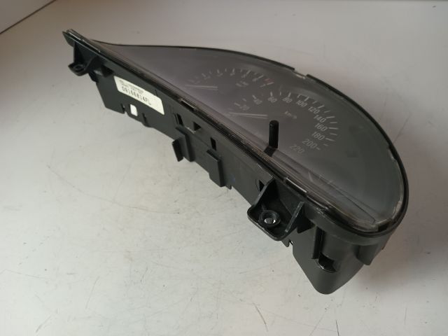 bontott OPEL CORSA C Kilométeróra